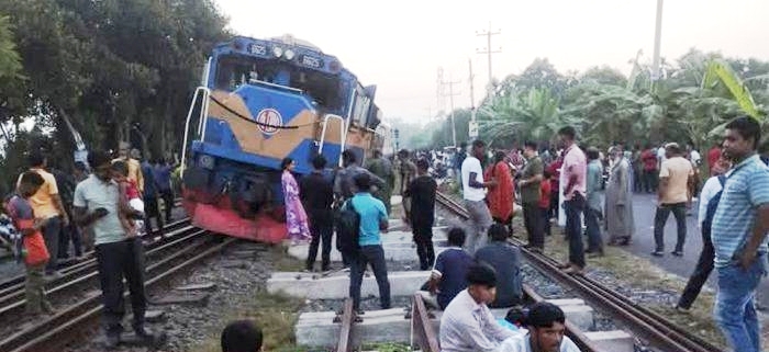 পাবনার ভাঙ্গুড়ায় পঞ্চগড় এক্সপ্রেস ট্রেন লাইনচ্যুত