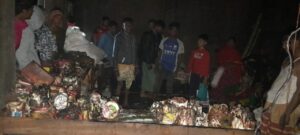 সাঁথিয়ায় বিদ্যুতের শখ সার্কিটে আগুন, পাঁচ লাখার মালামাল ভষ্মিভূত